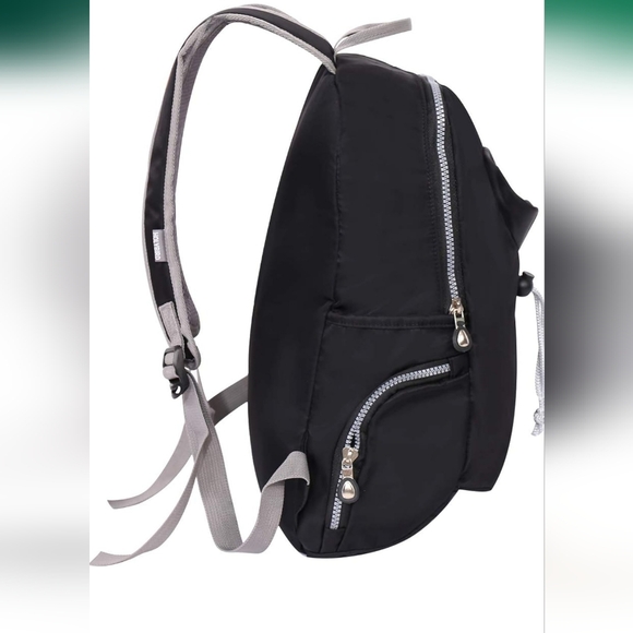 NWOT Travel Packback - Picture 6 of 7